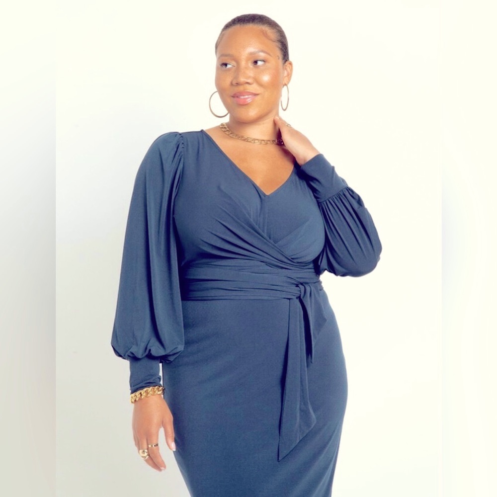 ELOQUII Elegant cross front midi dress 14 dark blue “carbon”